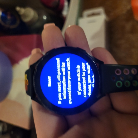 Samsung Galaxy Watch 4 40MM (GPS + Cellular) - Picture 2 of 13